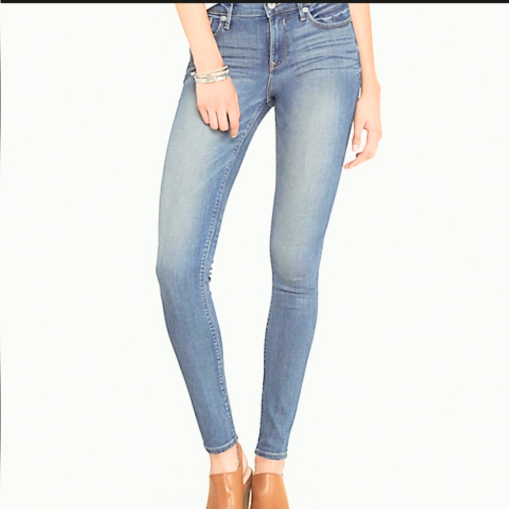 Express mid rise light wash jeggings size 12 Long